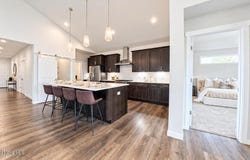 1542 W OKANOGAN Ave, Post Falls, ID 83854