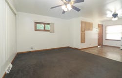 6560 W Ohio Ave, Milwaukee, WI 53219