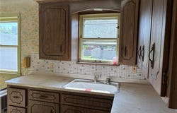 5085 W 6th Street, Brooklyn Heights, OH 44131