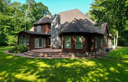 3690 Saint Andrews Drive, Mt Pleasant, MI 48858