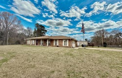 1068 E Gallman Road, Hazlehurst, MS 39083