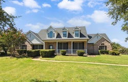 235 Ridgebriar Drive, Double Oak, TX 75077