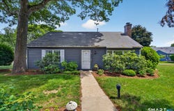 34 Canborne Way, Madison, CT 06443