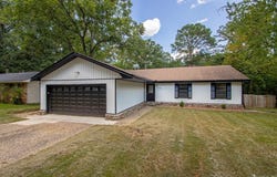 715 Rosewood, Benton, AR 72015