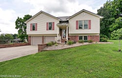 843 Hobbs Ln, Coxs Creek, KY 40013