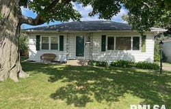3120 N EMERY Avenue, Peoria, IL 61604