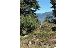 4904 Roney Road, Bow, WA 98232