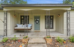1031 E Walnut, Seguin, TX 78155