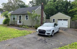 34 Ormond Avenue, Selden, NY 11784