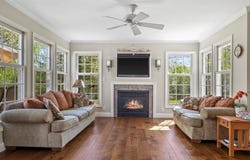416 Mary Ln, Thiensville, WI 53092
