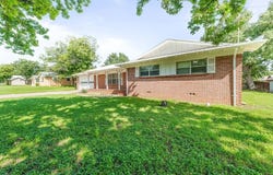 1007 College Avenue, Glen Rose, TX 76043