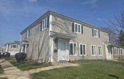 726 E Old Willow Road, Prospect Heights, IL 60070