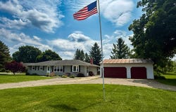 15030 N A Drive N, Marshall, MI 49068