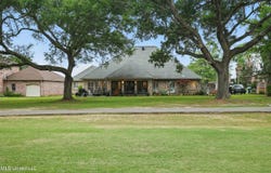 7524 Cherryhill Drive, Diamondhead, MS 39525