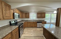 8639 Highway E, Houston, MO 65483