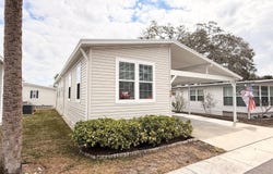 510 Poinsettia Dr, Largo, FL 33770