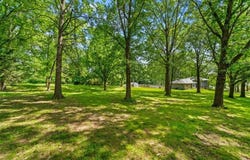 10304 Edgehill Drive, Edwardsville, KS 66111