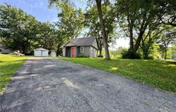 110 W 7th Street, Knob Noster, MO 65336