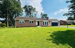 424 E EVERGREEN ROAD, LEBANON, PA 17042