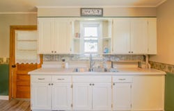 712 W 9TH Avenue, OSHKOSH, WI 54902