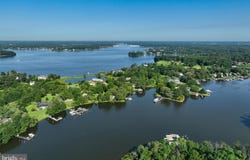3307 HARNESS CREEK RD, ANNAPOLIS, MD 21403
