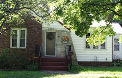 303 N INDIANA Avenue, Salem, IL 62881