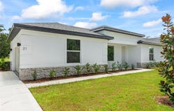 21 WEYMOUTH LANE, PALM COAST, FL 32164