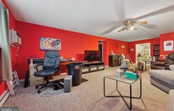 400 GLENDALE RD #E 13, HAVERTOWN, PA 19083