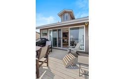 1702 N Lakeshore Drive, Lake City, MN 55041