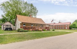 204 Forest Street, Fairbank, IA 50629