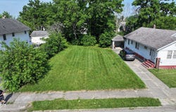 2211 Clifton Avenue, Springfield, OH 45505