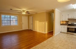 121 Trapper Trl, Blackshear, GA 31516