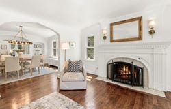 8100 N Lake Dr, Fox Point, WI 53217