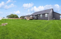 208 11th Court NW, Bondurant, IA 50035