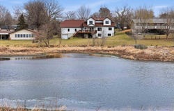 719 Lakeview Drive, Eagle, NE 68347
