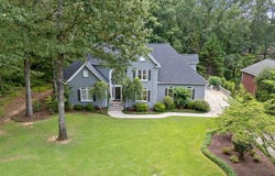 404 Ferncrest Street SW, Hartselle, AL 35640