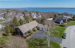 56 Holman Street, Portsmouth, RI 02871