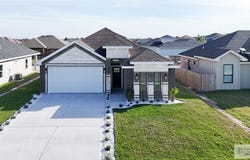 8801 SWAN LAKE DR, HARLINGEN, TX 78552