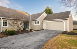 1946 MEADOW LANE, WYOMISSING, PA 19610