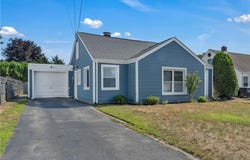 49 Nimitz Road, East Providence, RI 02916