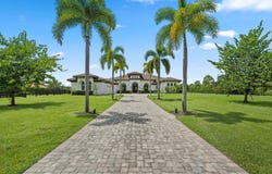 843 STALLION Drive, Loxahatchee, FL 33470