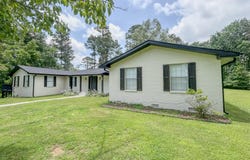 4001 Neely Court, Guntersville, AL 35976