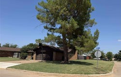 812 Village Drive, Altus, OK 73521