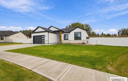 6307 Cottontree Lane, Ammon, ID 83406