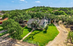 1103 S Concho Dr, Sonora, TX 76950