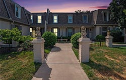 10758 GLENWOOD Street, Overland Park, KS 66211