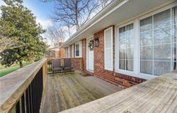 1571 Nottingham Road, Charleston, WV 25314