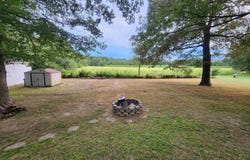 294 N Riverside Drive, Hamilton, AL 35570