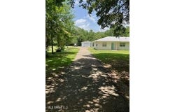 915 Robinson Street, Pass Christian, MS 39571
