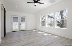 106 Bank, San Antonio, TX 78204